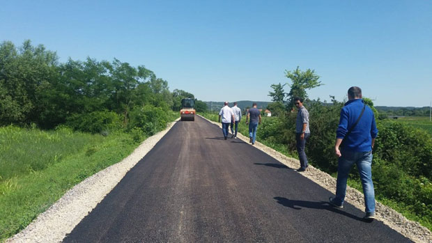 Асфалт уместо Ћире